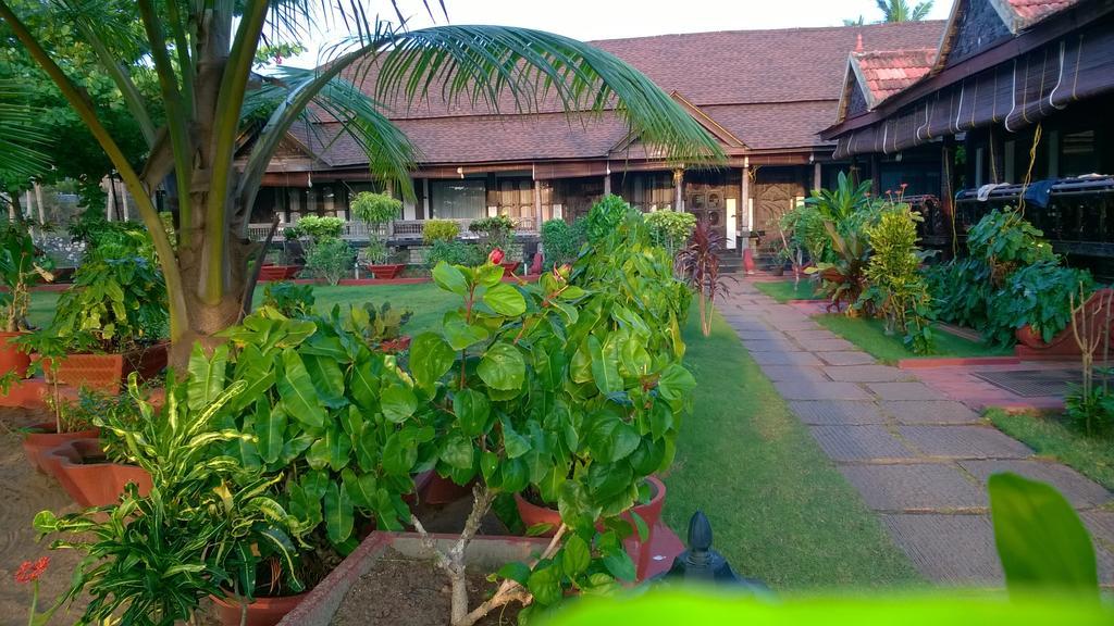 Palm Tree Anex Hotel Varkala Exterior foto