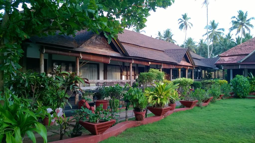 Palm Tree Anex Hotel Varkala Exterior foto